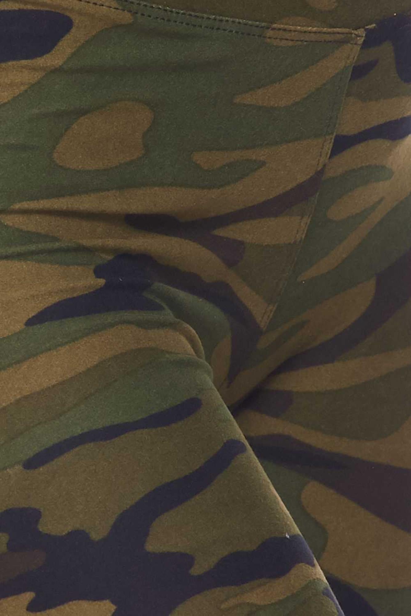 Buttery Soft Green Camouflage Biker Shorts - 3 Inch Waist Band (One Size Regular,Olive)