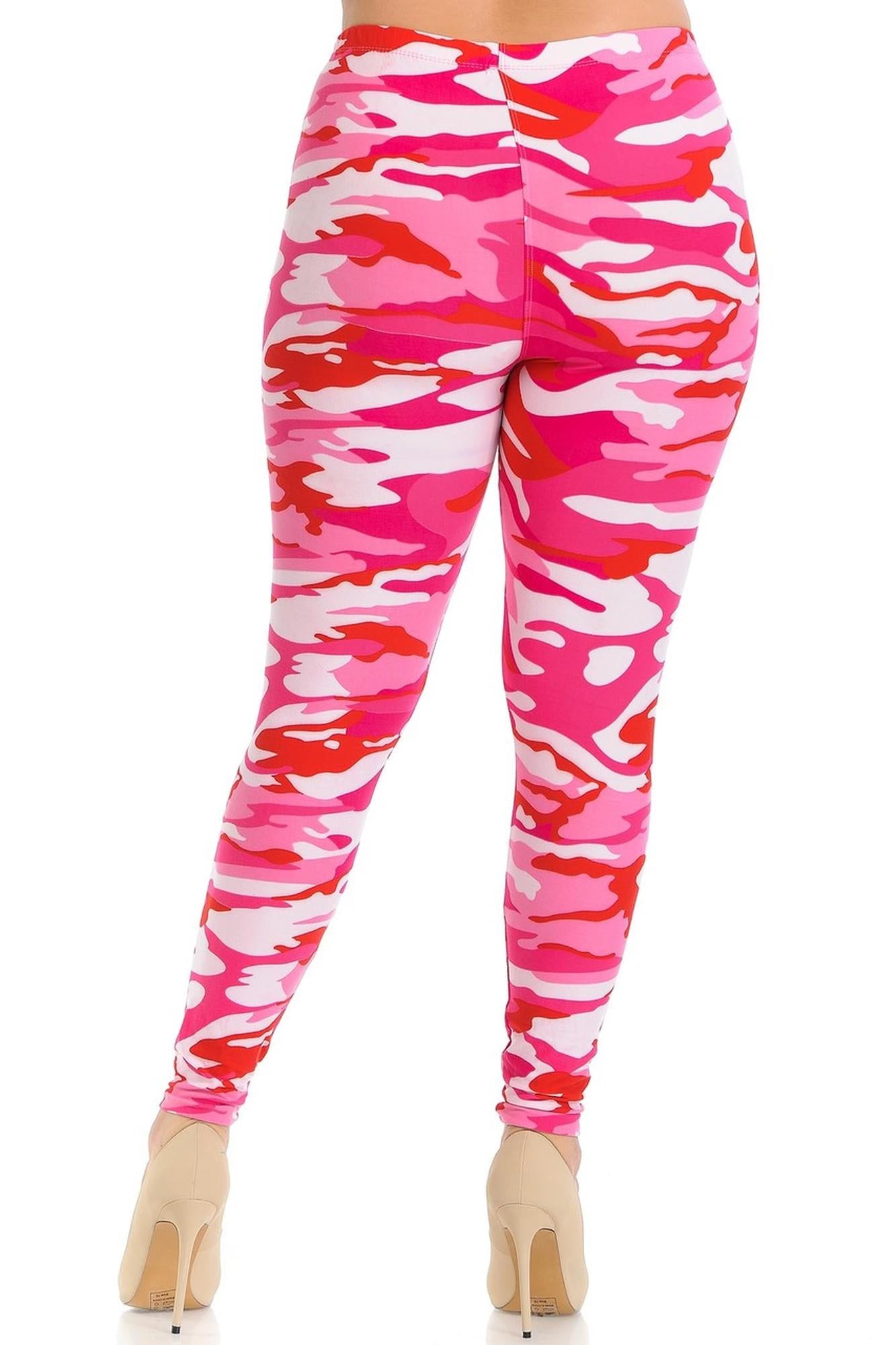 Buttery Soft Pink Camouflage Plus Size Leggings - EEVEE (One Size Plus,Pink)