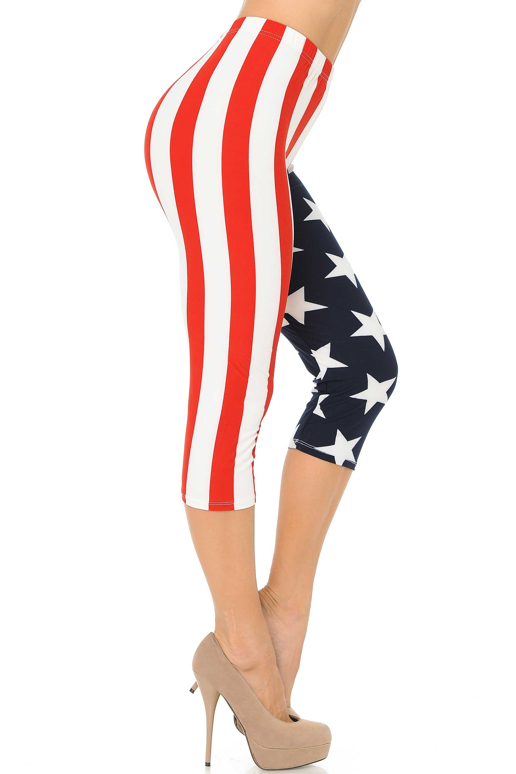 Buttery Soft Split USA Flag Capris (One Size Regular,Red)