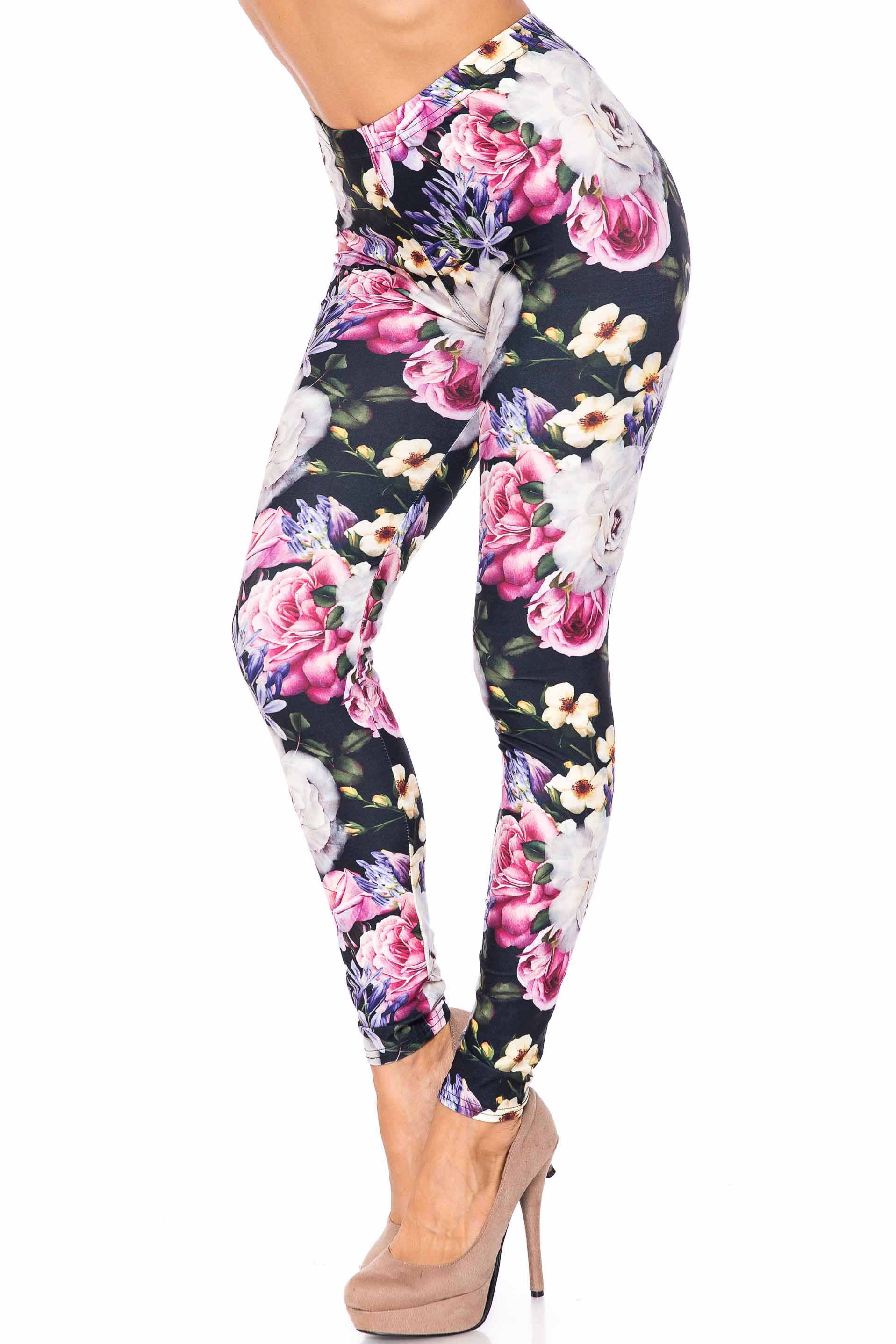 Creamy Soft Floral Garden Bouquet Extra Plus Size Leggings - 3X-5X - USA Fashion (XPlus One Size,White)