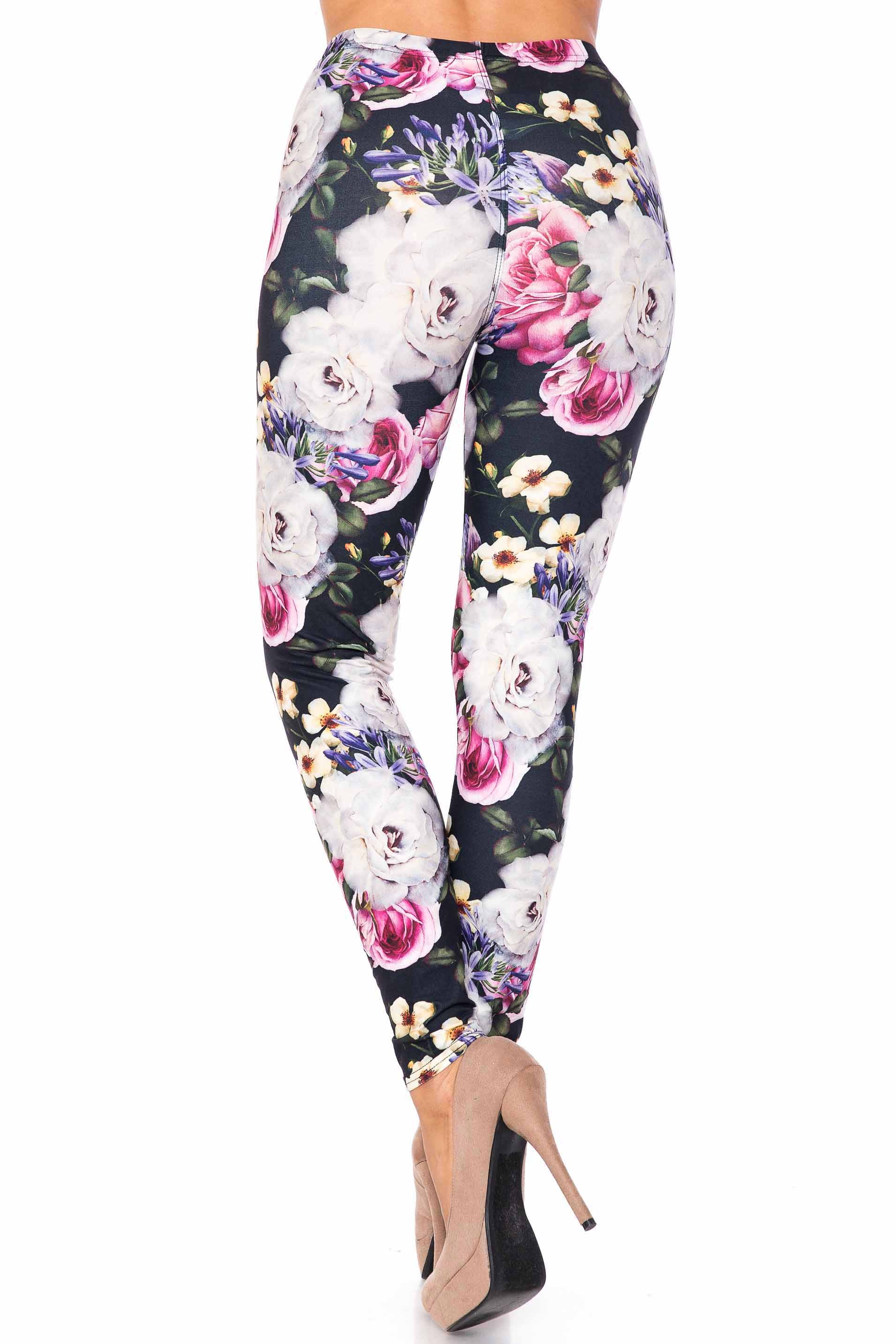 Creamy Soft Floral Garden Bouquet Extra Plus Size Leggings - 3X-5X - USA Fashion (XPlus One Size,White)