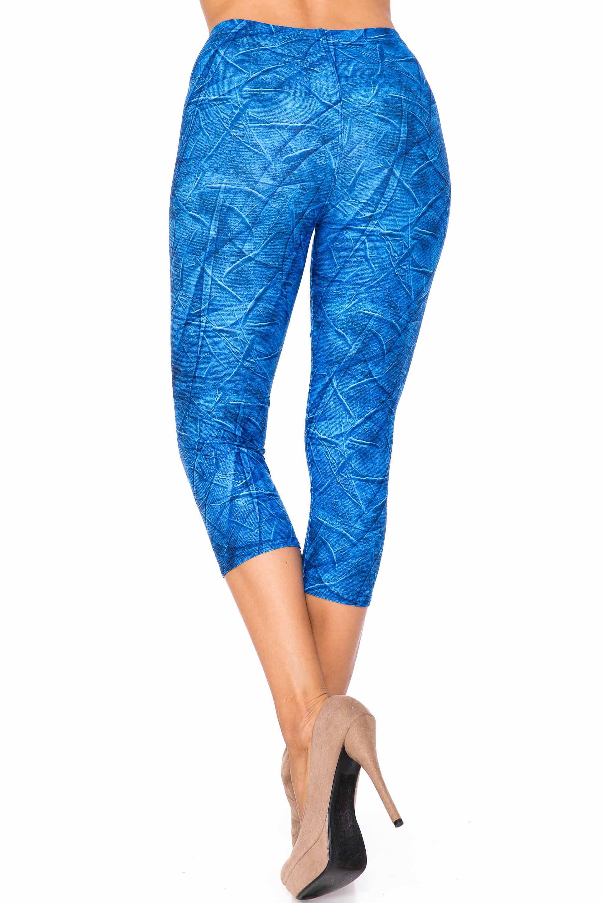 Creamy Soft Blue Wrinkled Denim Extra Plus Size Capris - 3X-5X - USA Fashion (XPlus One Size,Blue)
