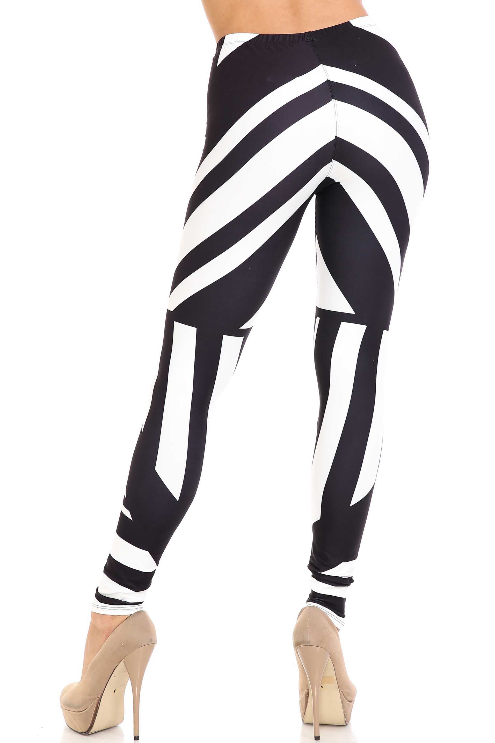 Creamy Soft Body Flatter Lines Extra Plus Size Leggings - 3X-5X - USA Fashion (XPlus One Size,Black)