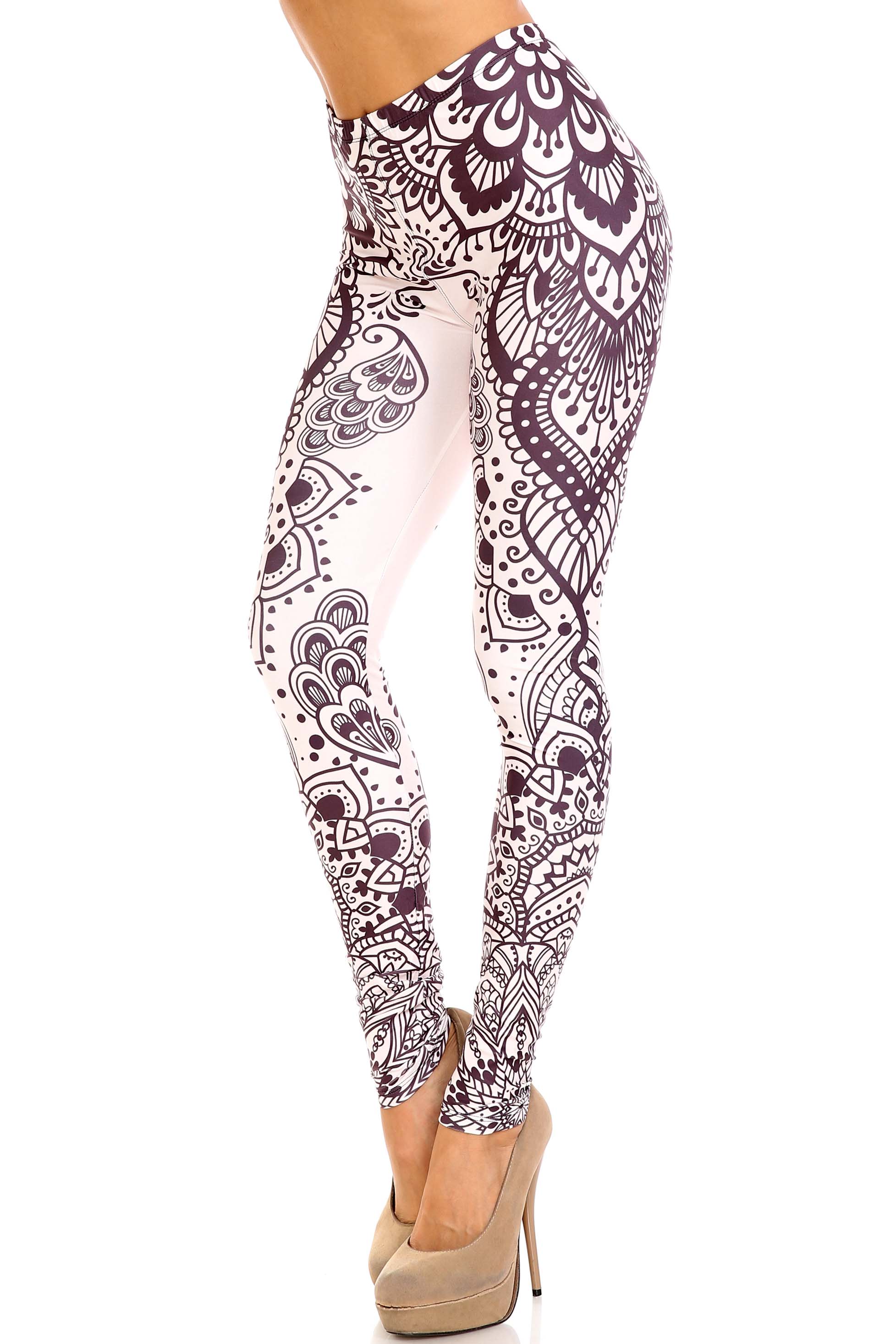 Creamy Soft Creamy Tribal Mandala Extra Plus Size Leggings - 3X-5X - USA Fashion (XPlus One Size,Beige)
