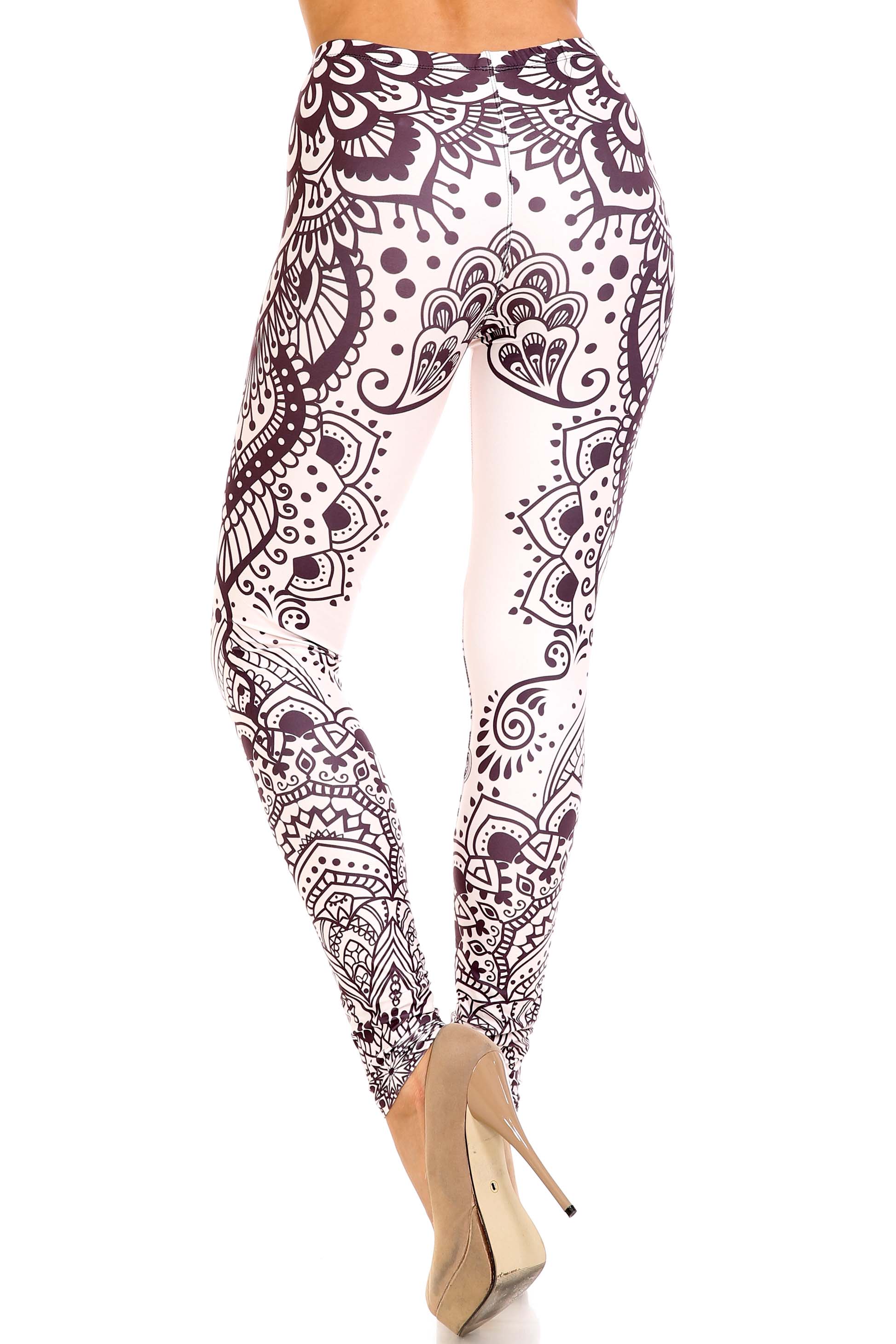 Creamy Soft Creamy Tribal Mandala Extra Plus Size Leggings - 3X-5X - USA Fashion (XPlus One Size,Beige)