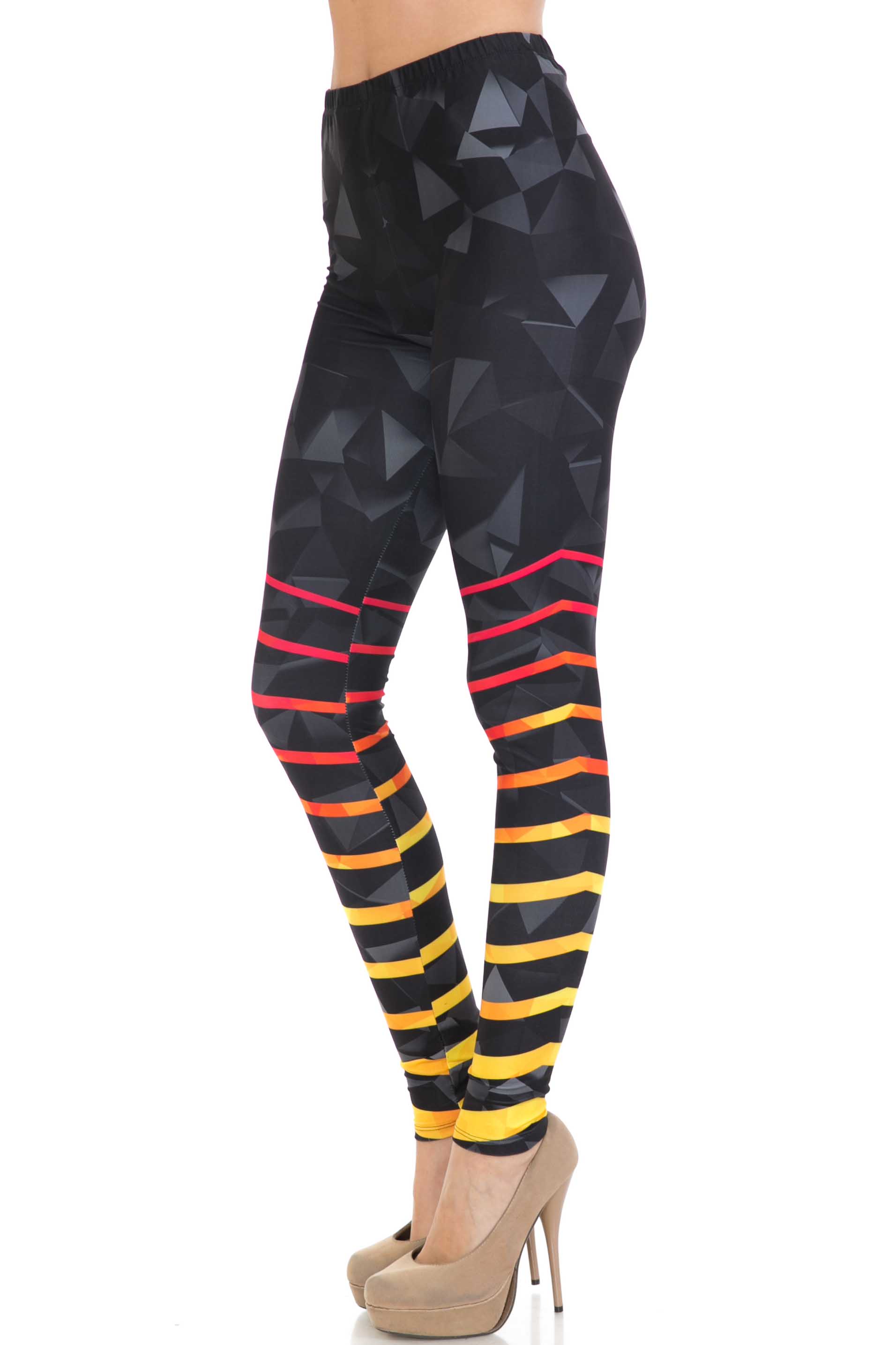 Creamy Soft 3D Harmonic Angles Extra Plus Size Leggings - 3X-5X - USA Fashion (XPlus One Size,Black)