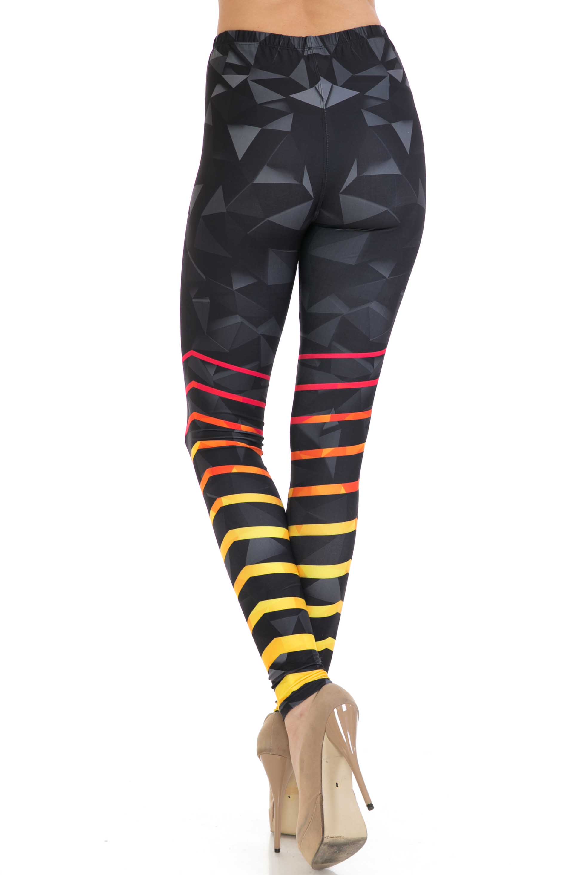 Creamy Soft 3D Harmonic Angles Extra Plus Size Leggings - 3X-5X - USA Fashion (XPlus One Size,Black)