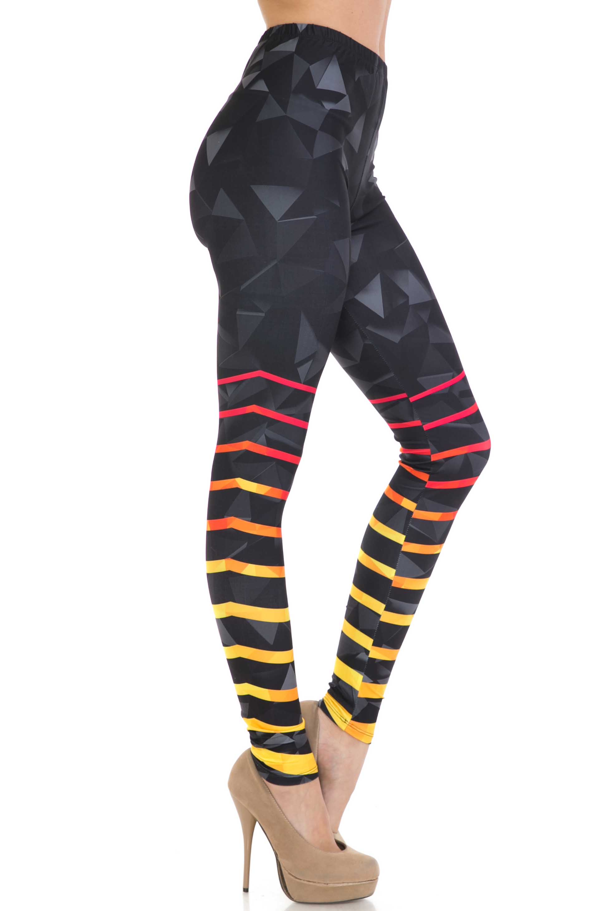 Creamy Soft 3D Harmonic Angles Extra Plus Size Leggings - 3X-5X - USA Fashion (XPlus One Size,Black)