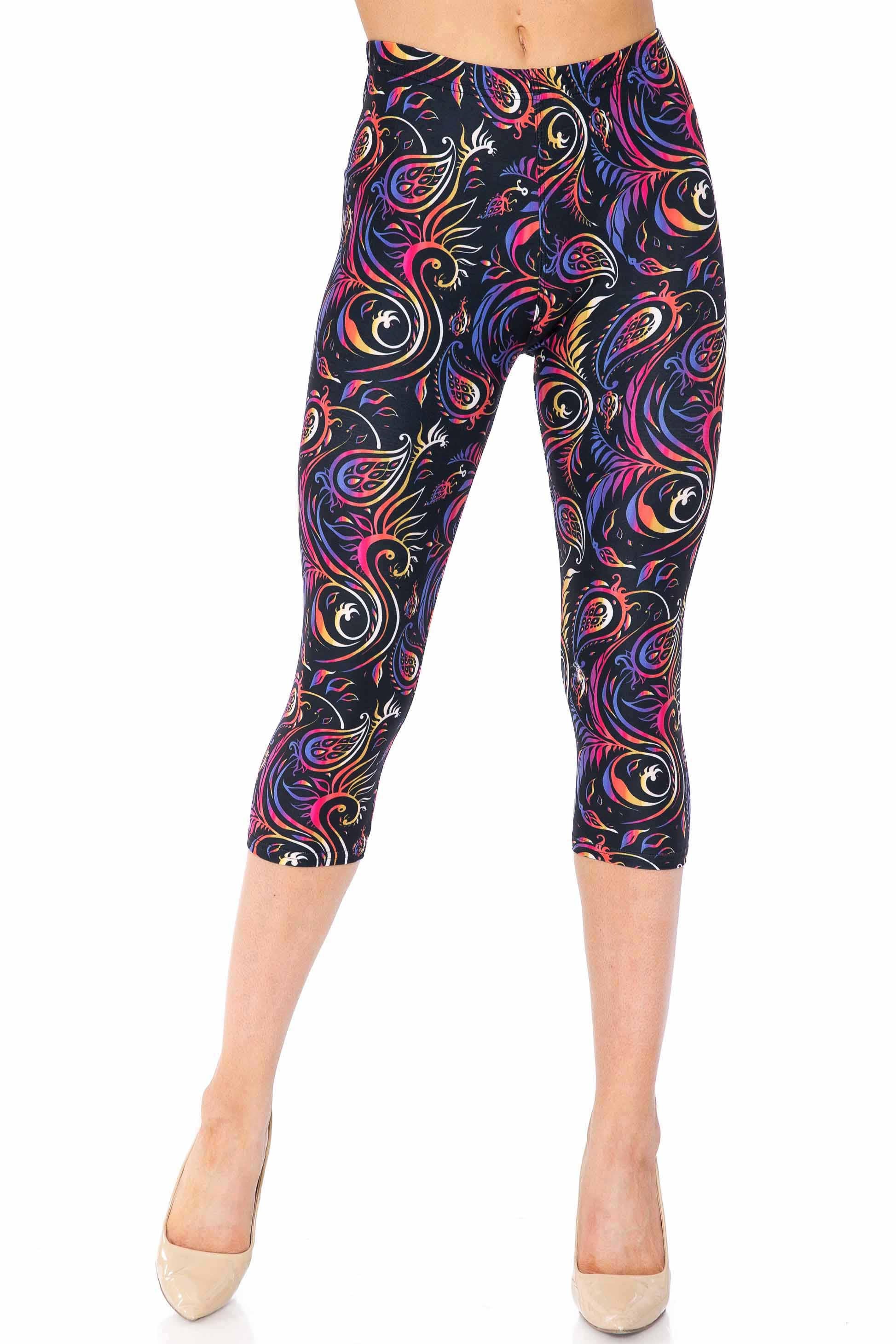 Creamy Soft Ombre Paisley Swirl Extra Plus Size Capris - 3X-5X - USA Fashion (XPlus One Size,Black)